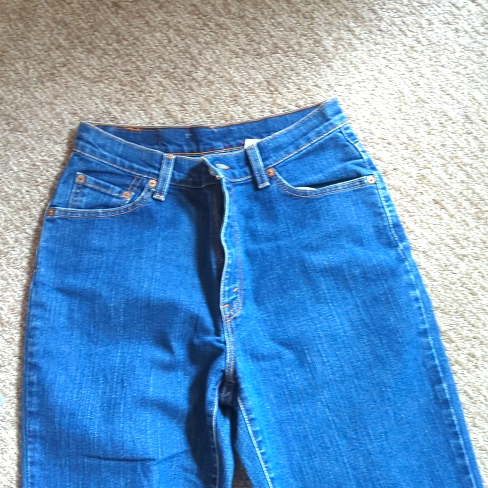 Levi's 512 size 8, medium classic slim tapered
